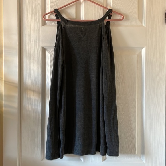 Chaser v neck burnout raglan cold shoulder long sleeve tee - Picture 4 of 4